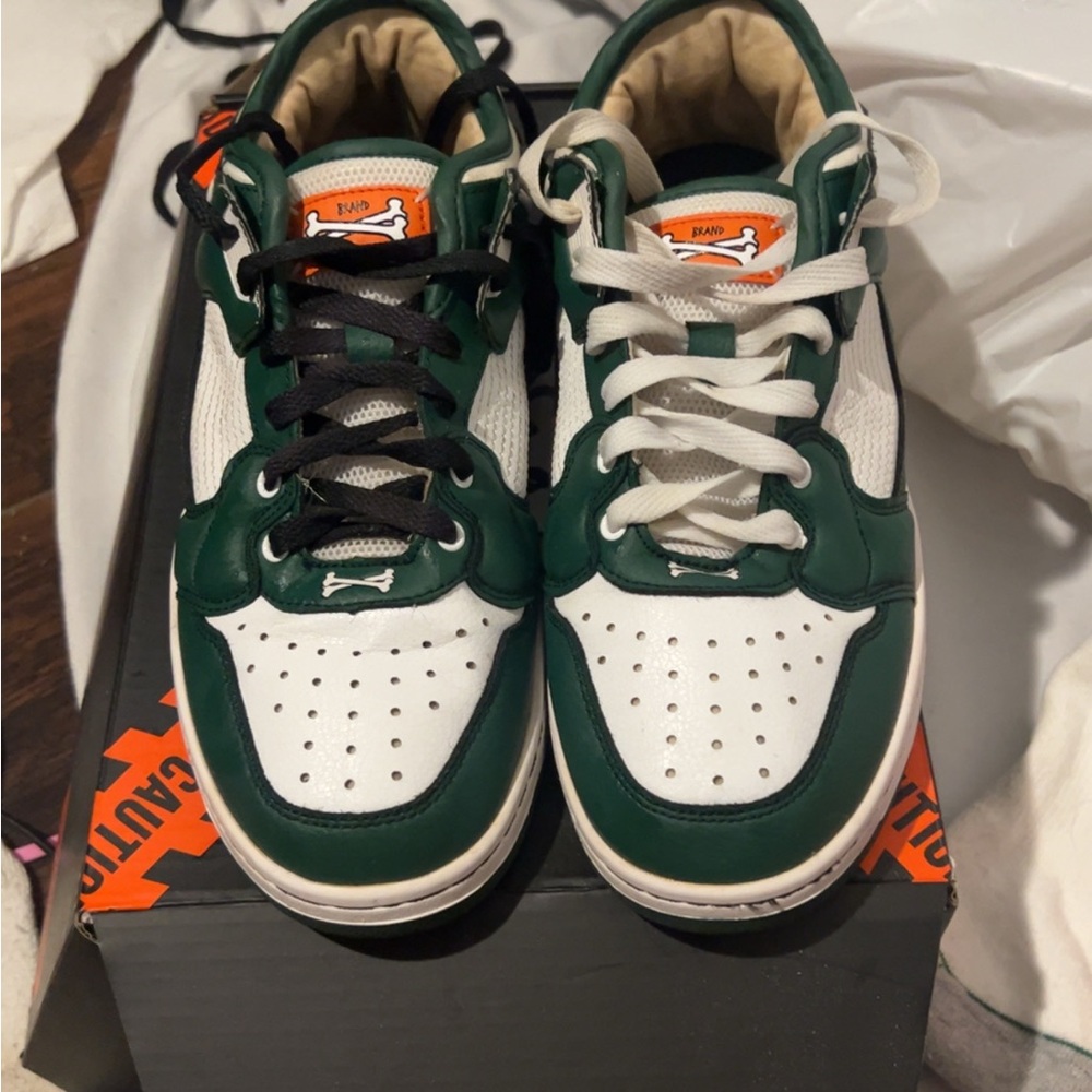 Puma Men's Dual Lace Green and White Sneakers